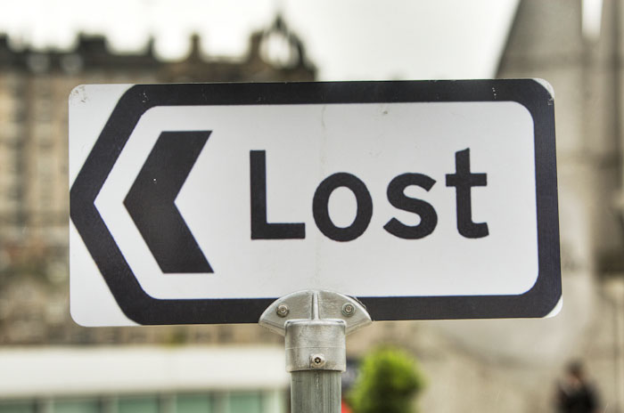 Lost this way funny sign